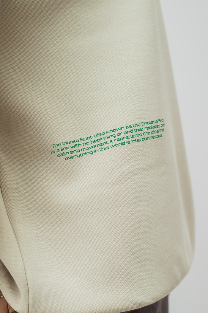 Endless knot ? Oatmeal Sweatshirt